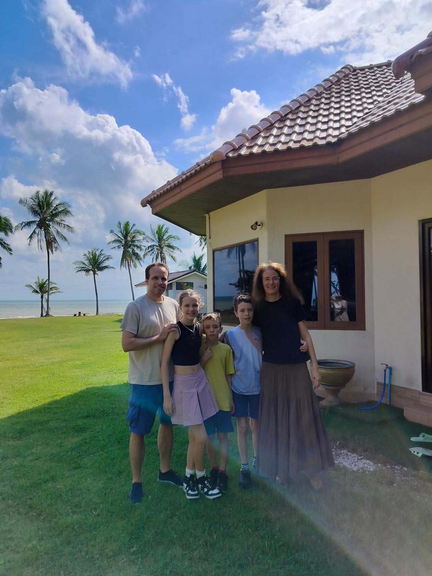 Baan Be Beach Lang Suan Extérieur photo