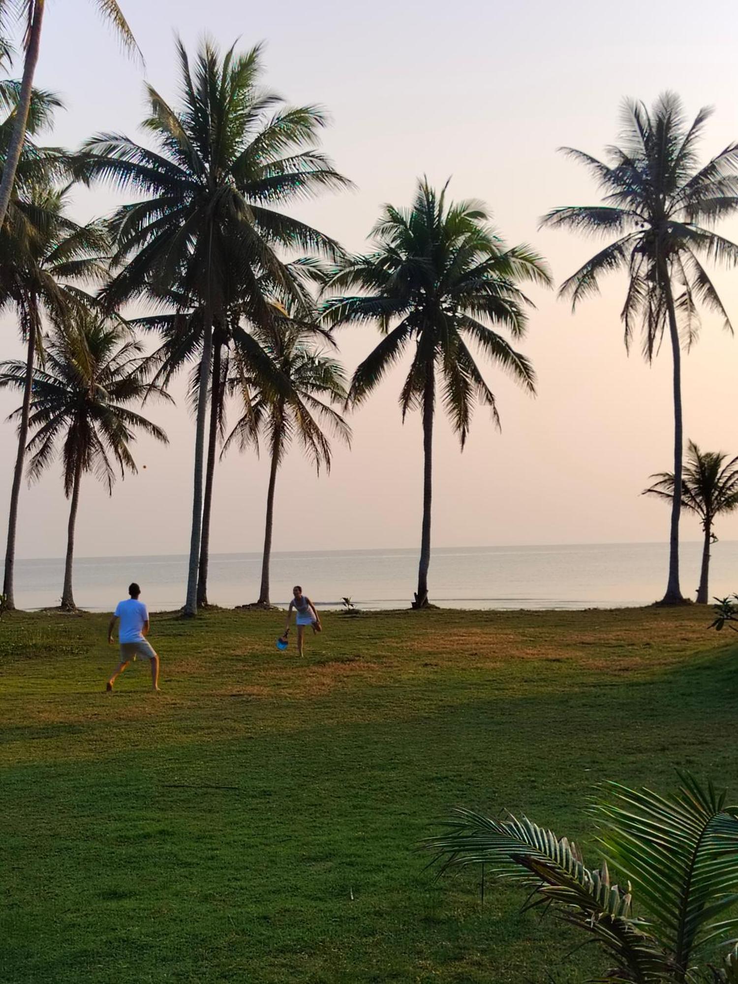 Baan Be Beach Lang Suan Extérieur photo